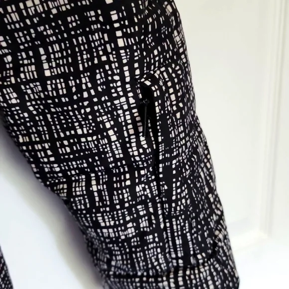 Calvin Klein Down Jacket Size M. - Picture 6 of 13